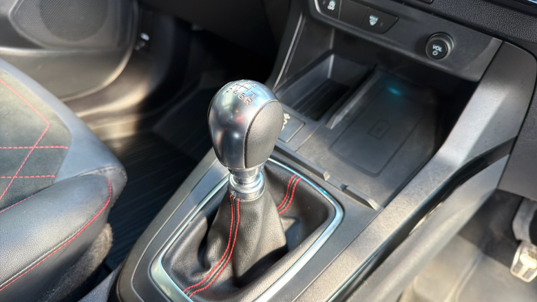 Ford Puma 1.0 EcoBoost Hybrid mHEV ST-Line X 5dr Petrol Hatchback